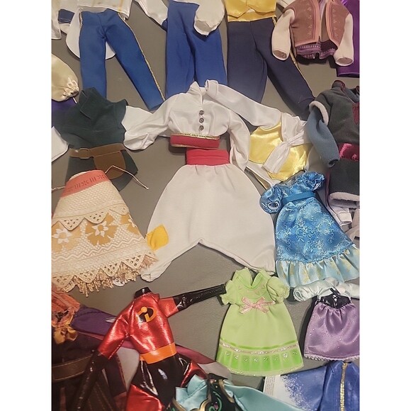 Disney Prince & Princess Doll Clothes Lot Ariel Frozen Cinderella etc Outfits - Picture 10 of 16